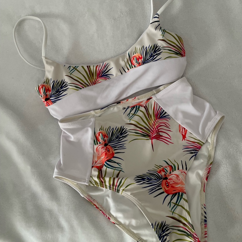 White Flamingo Print two Piece Swimsuit